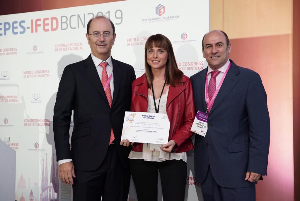 Primer premiado Odontología Solidaria SEPES 2019